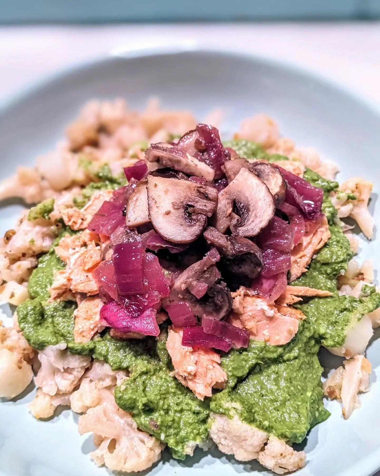 Last night's SMC Jan Term in June class demo covered condiments.

I showed students how to make a nutrient dense pesto using basil, arugula, parsley &amp; cilantro.

Other condiments included a basic Italian dressing, a peanut free satay sauce using 