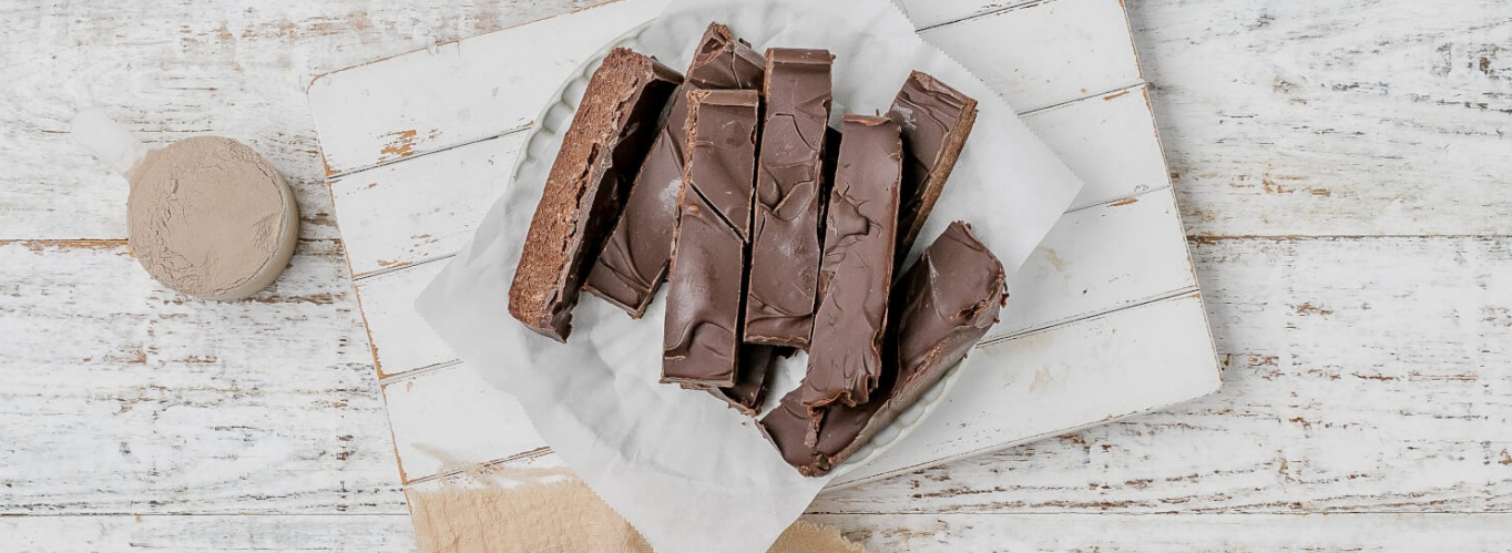No-Bake Protein Brownie Bars.png