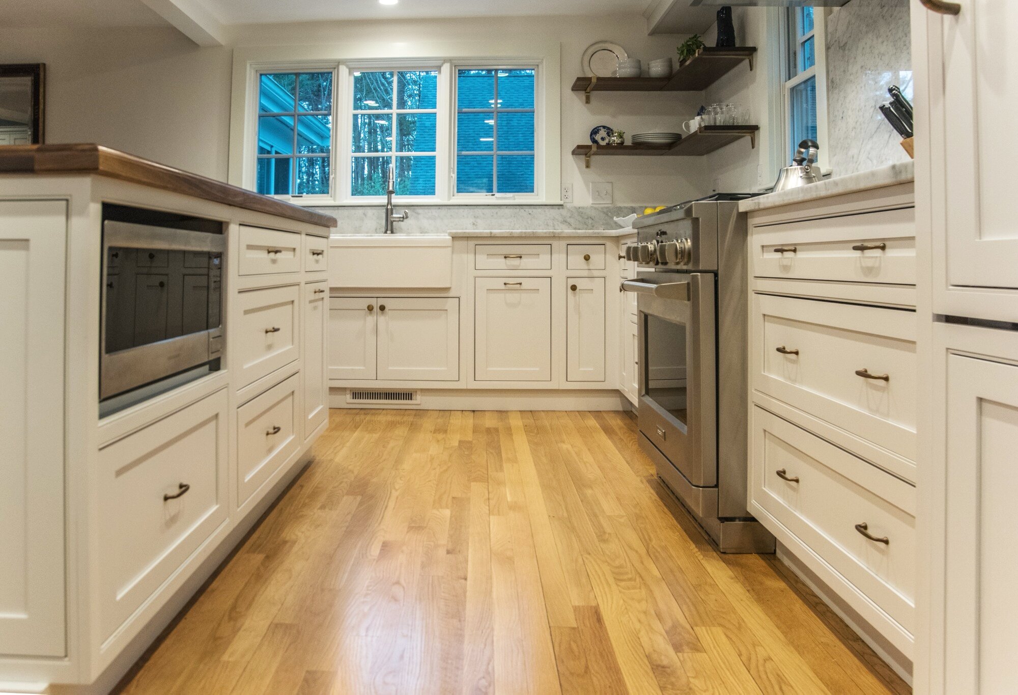 Pullouts Or Drawers In Kitchen Cabinets - Which Is Best? — DESIGNED