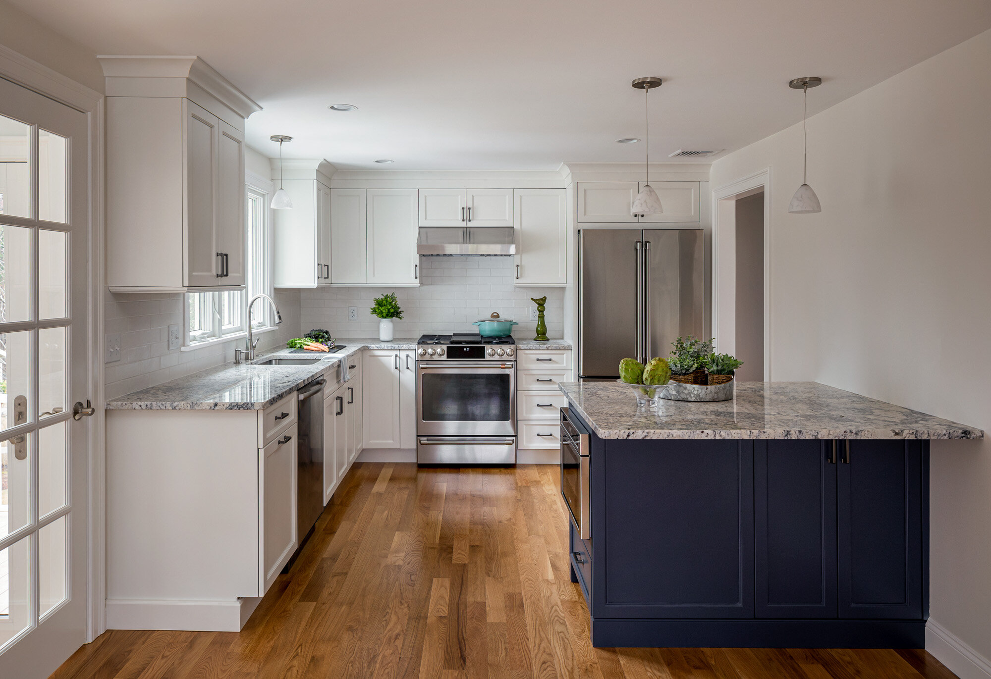 white kitchen cabinets stain 5 pros and 5 cons of white cabinets city kitchens white kitchen cabinets stain 5 pros and 5 cons of white cabinets city kitchens