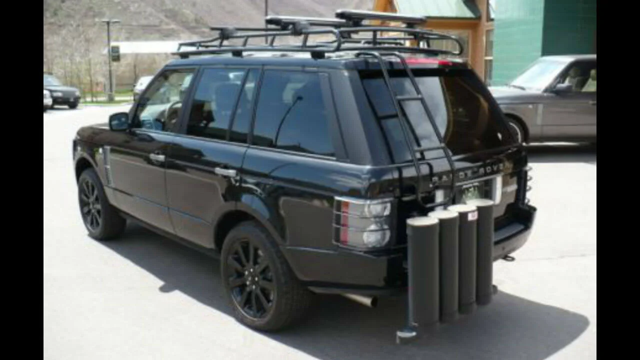 Сетка в багажник range rover l322. Багажник range rover l322 ultimate. Габариты багажника range rover 322. Range rover l322 багажник. Ленд ровер спорт багажник.