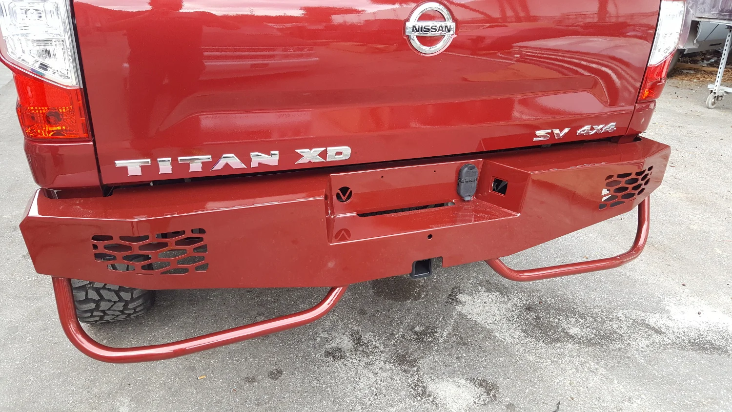 Nissan-Titan-Rear-Bumper-XD-with-Steps.jpg