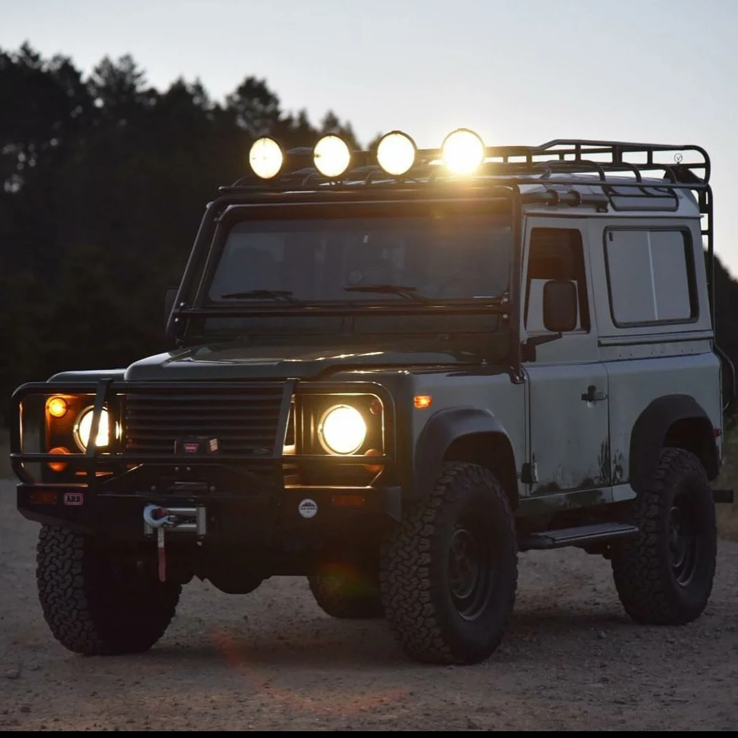 Land Rover Defender 90 NAS Standard Voyager Roof Rack — Voyager Racks
