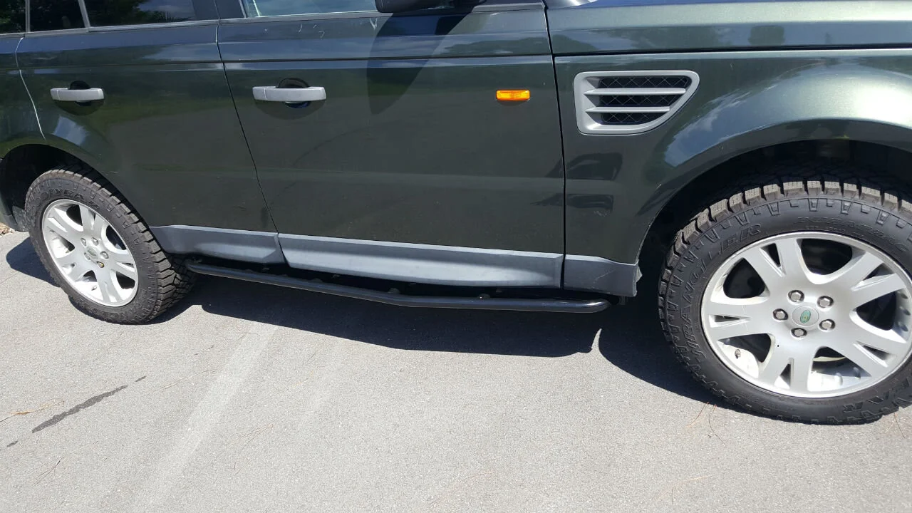 Land-Rover-Range-Rover-Sport-off-road-rock-sliders-Voyager-Offroad.jfif