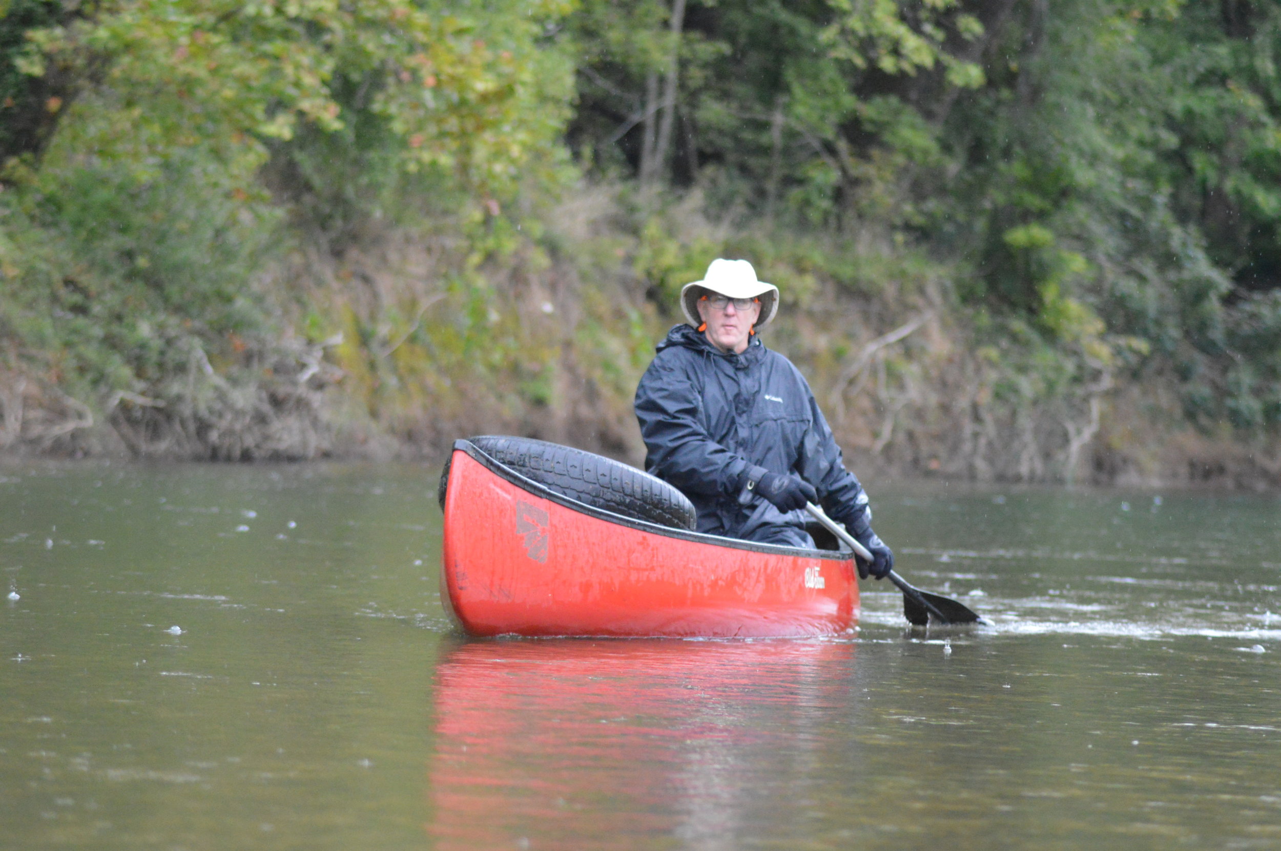  The Joplin Globe’s Andy Ostmeyer delivers a tire to the take-out point. 