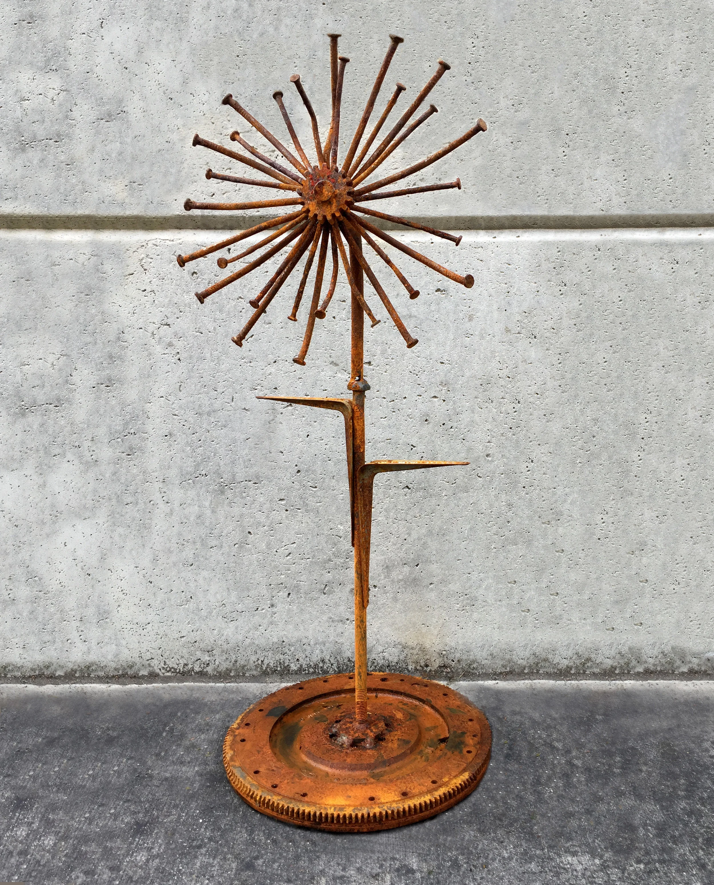 rusty_flower_1.JPG