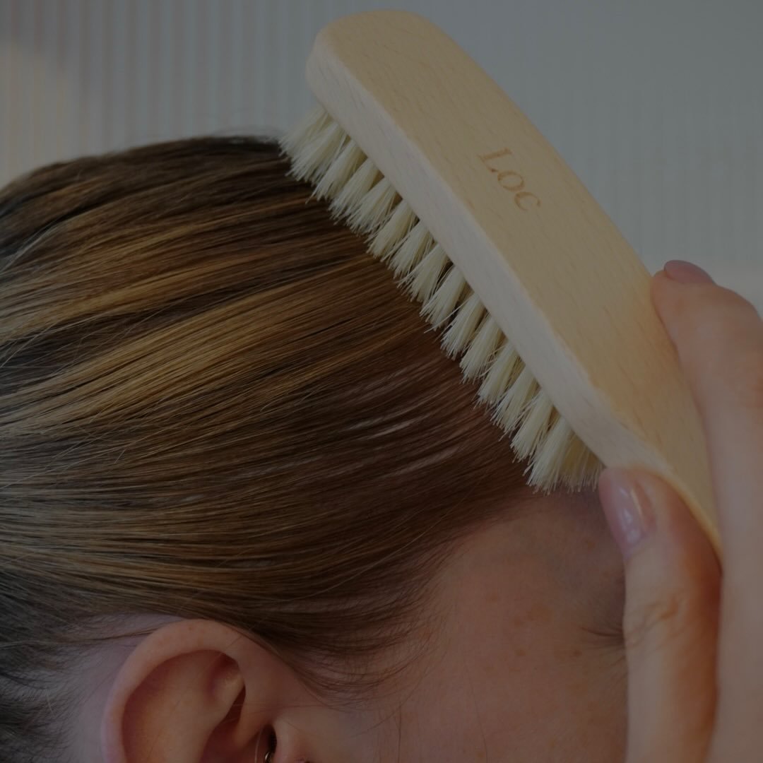 The brush of the summer. Made slick back&rsquo;s easier 🙌🏻