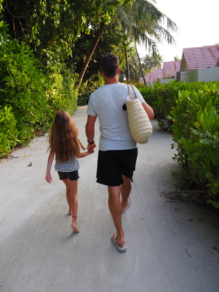 Walking to breakfast along the sandy trails...