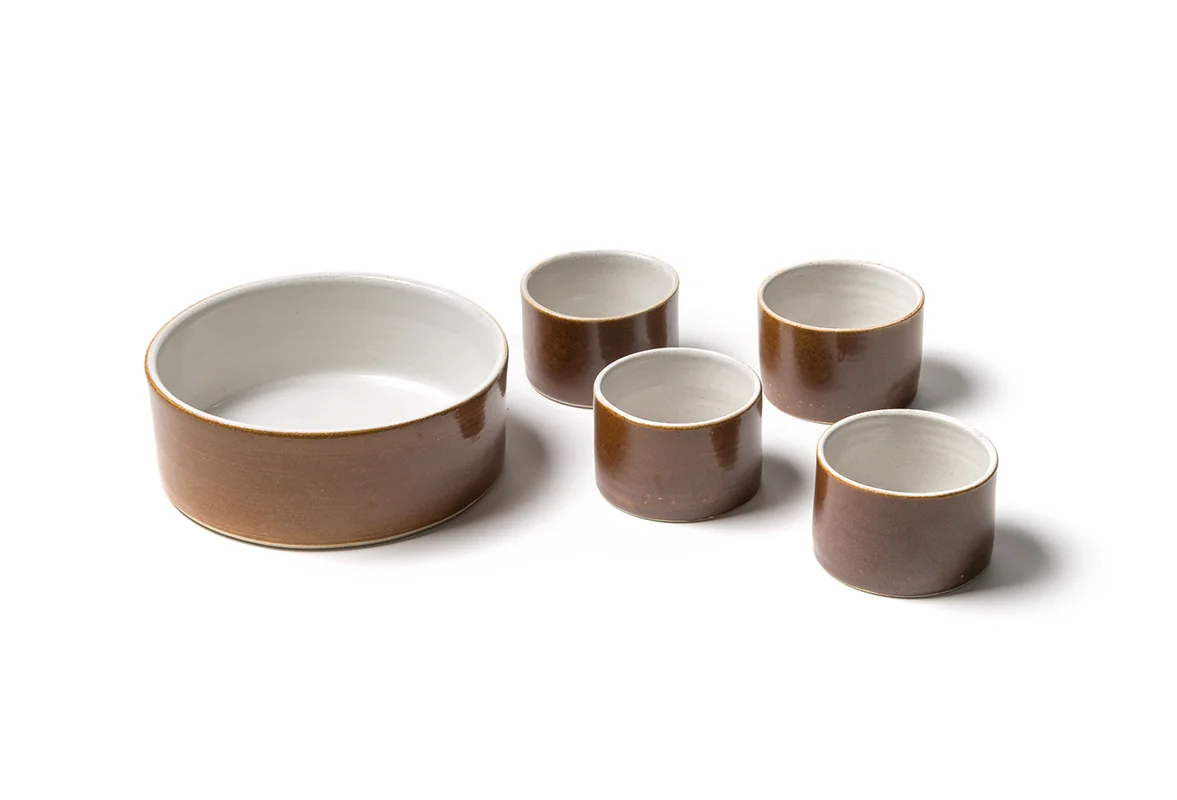 Bistro servingware with tin white interior