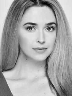 KATE DIXON Kitty Bennet, Georgiana Darcy, Lydia Bennet Understudy