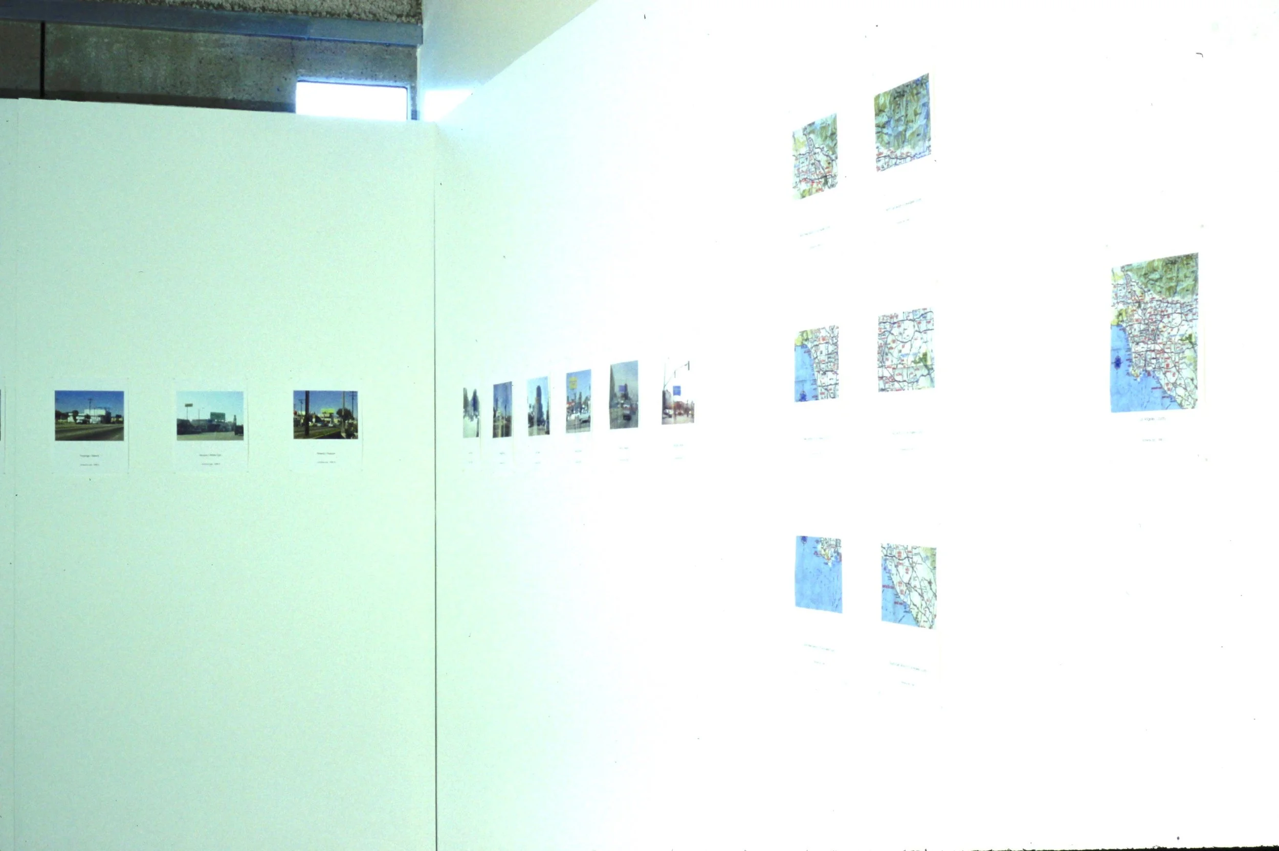  33 nicorama billboards (1998):  Installation view  