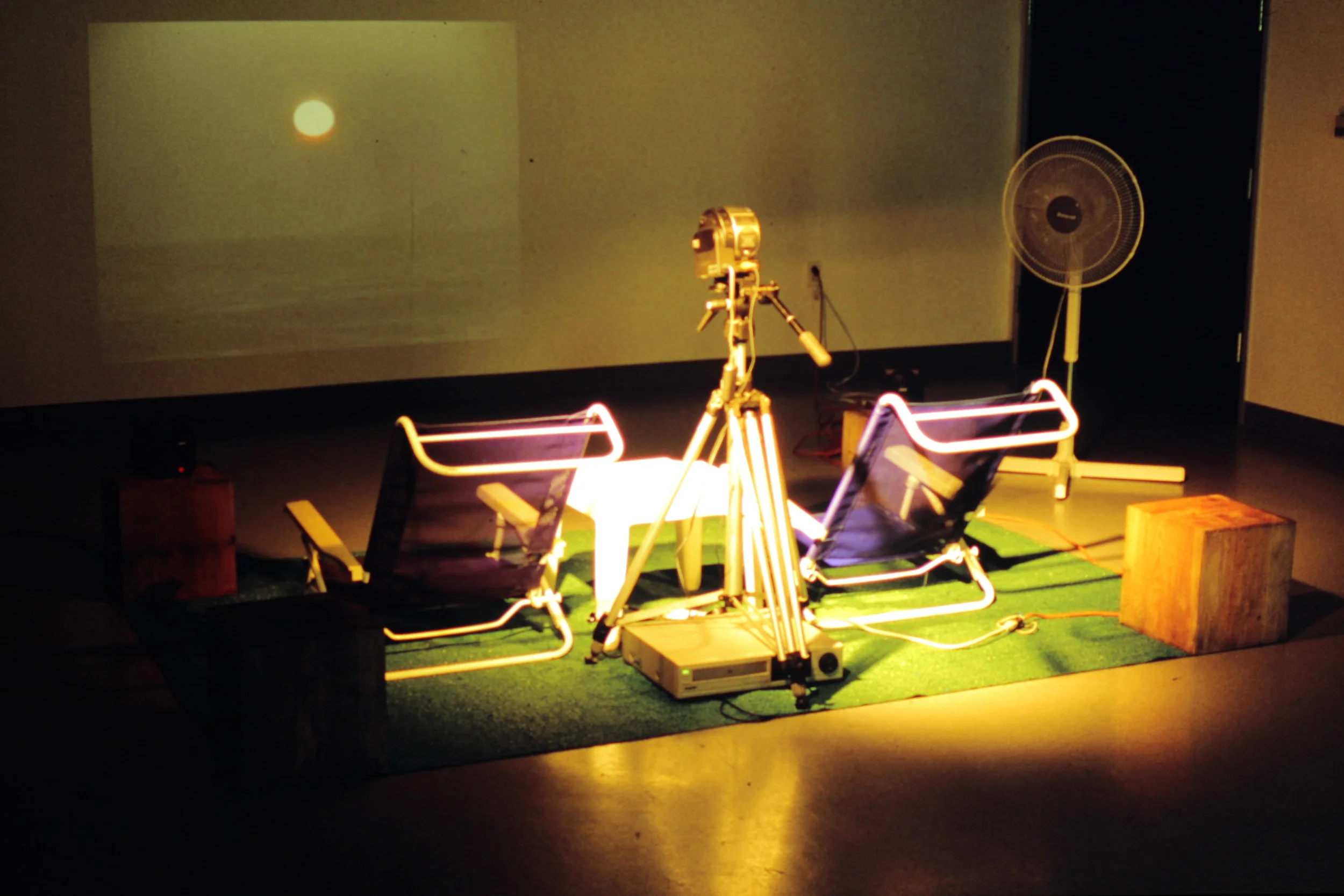  15 mns looped sunset (1998) 