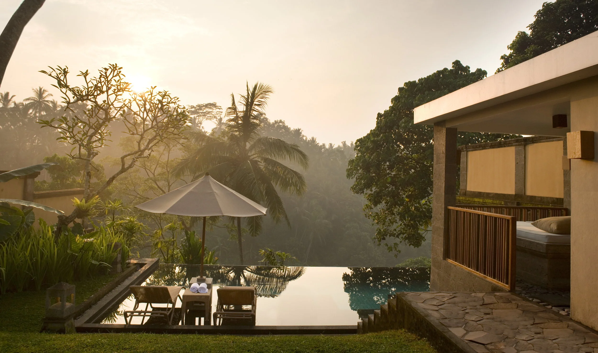 B. Deluxe Pool Villa.JPG