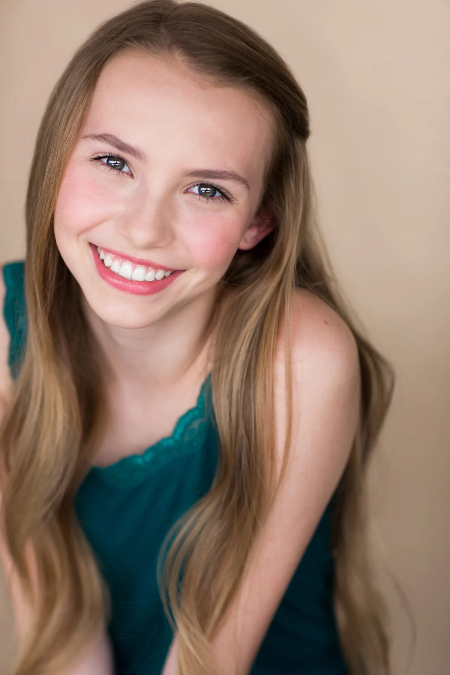 MadisonCooper-1116rSSWEB.jpg
