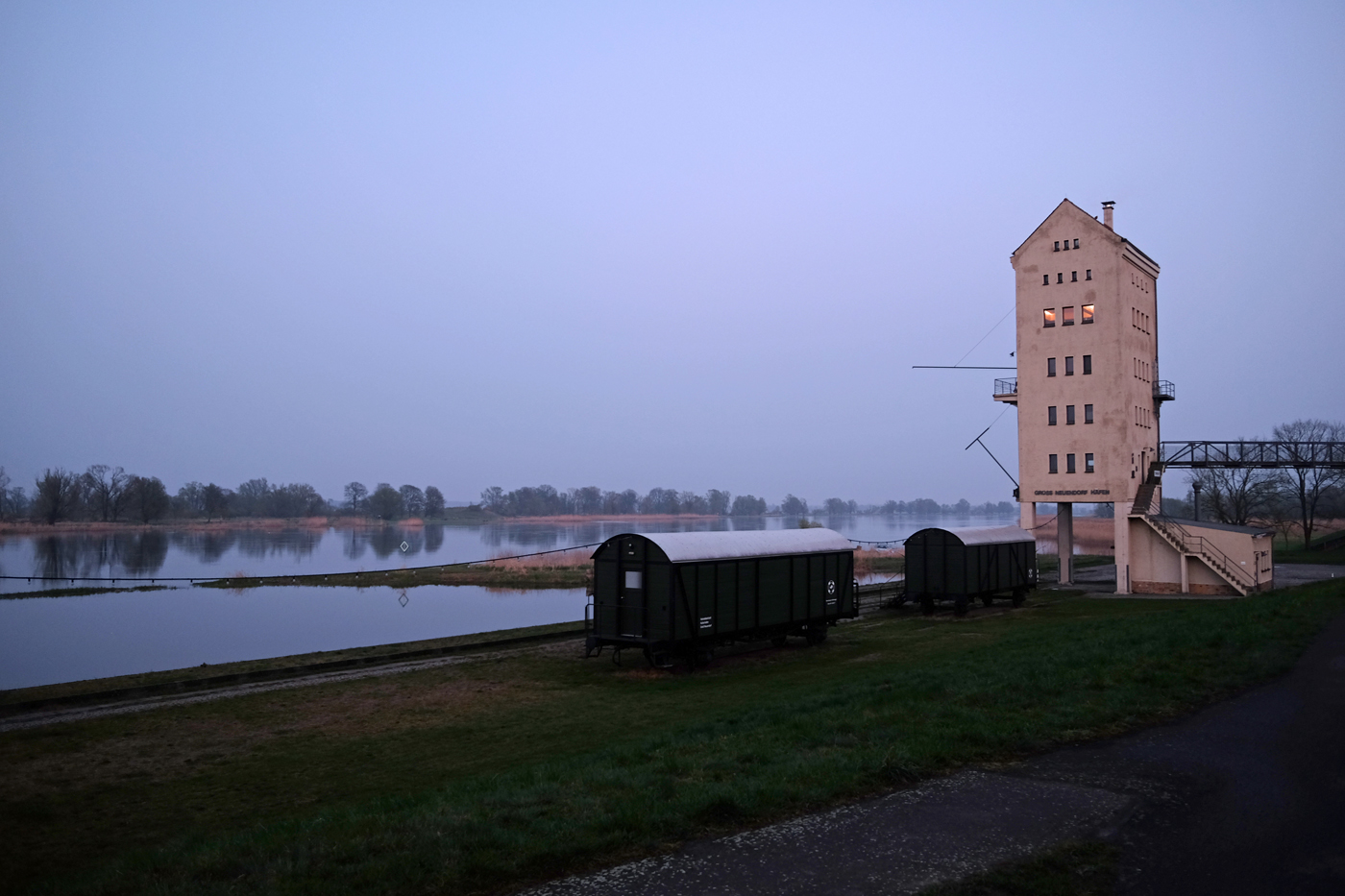 Verladeturm_gross_Neuendorf_40.jpg