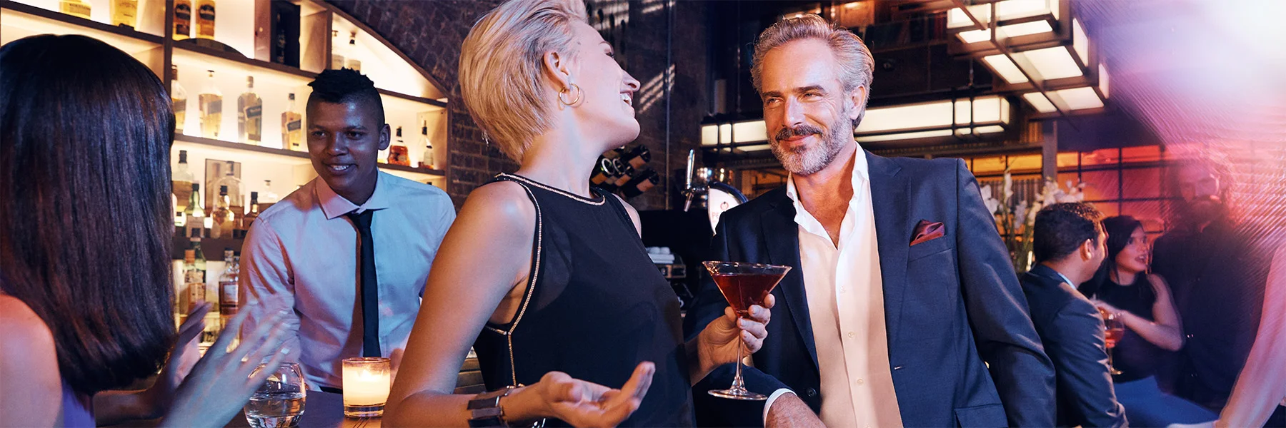 primax-situation-16_cocktail-bar_1800x600px.jpg
