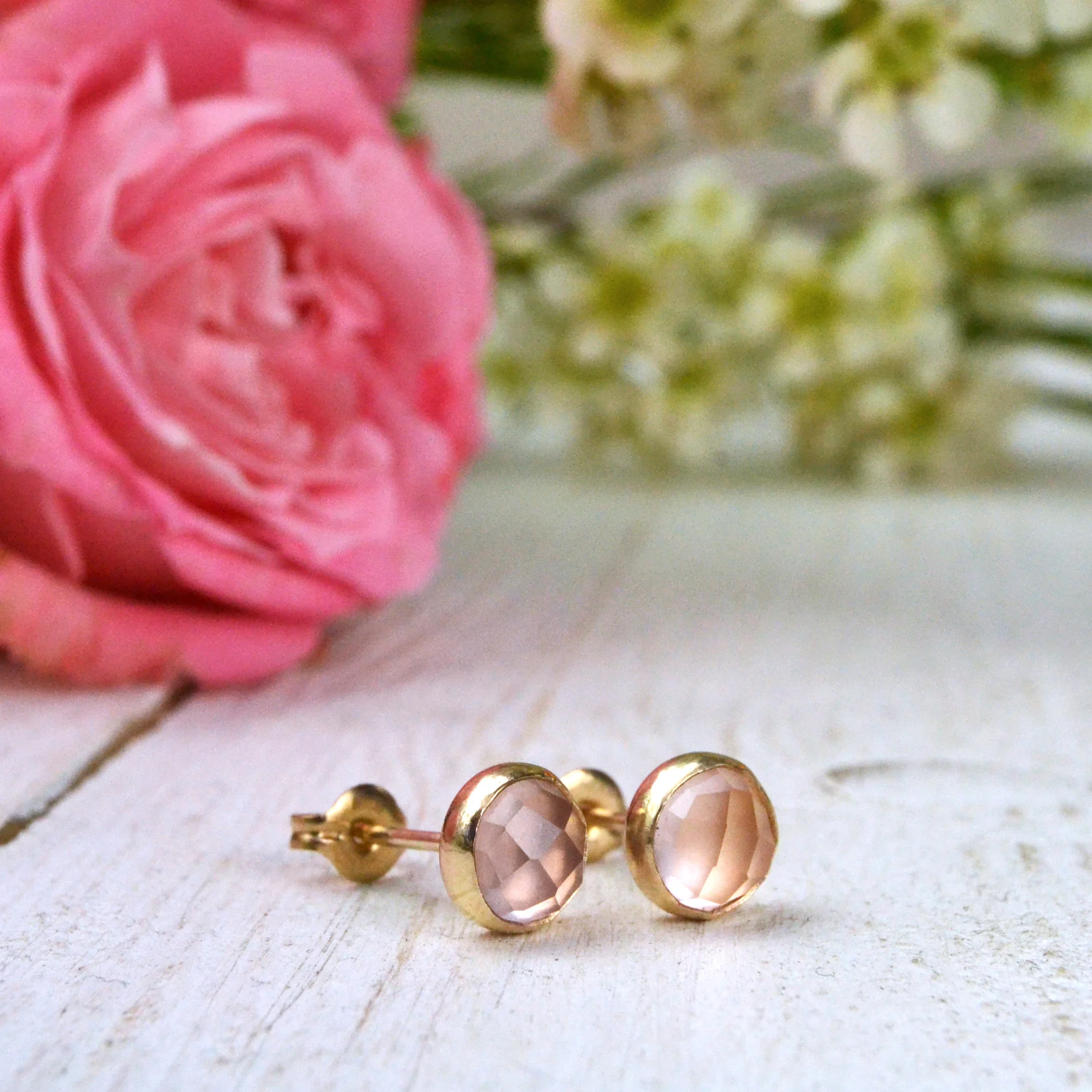 rose quartz studs in 9ct gold.jpg