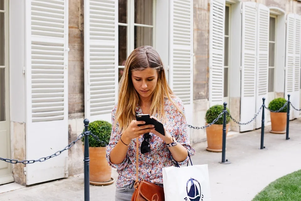 Milestone as smartphones rise to top of online pile