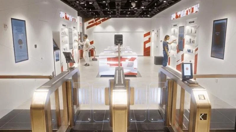 Redefining retail experiences: Trigo powers new Etisalat autonomous store in Dubai featuring premium electronic goods