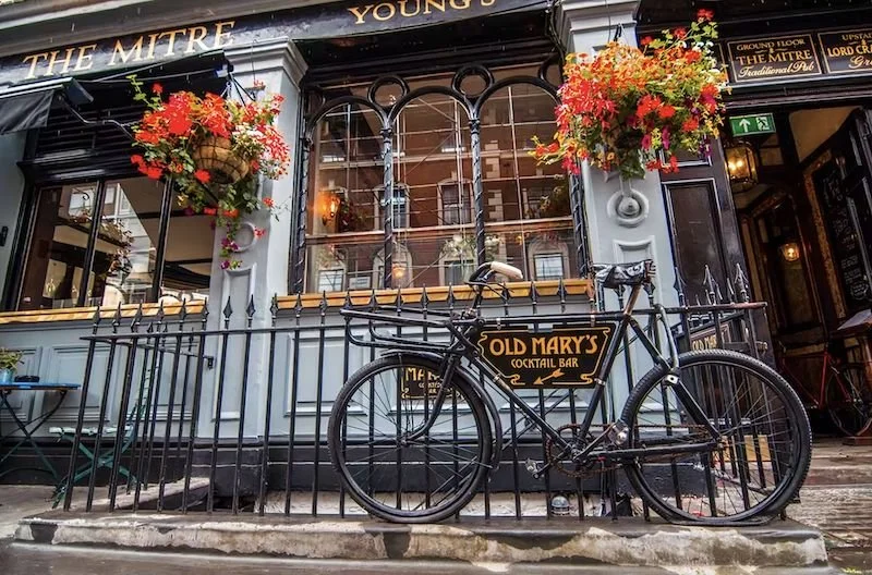 Cheers! Boxbar hosts its first ever Demo Day Pub Takeover at The Mitre pub in London’s Lancaster Gate