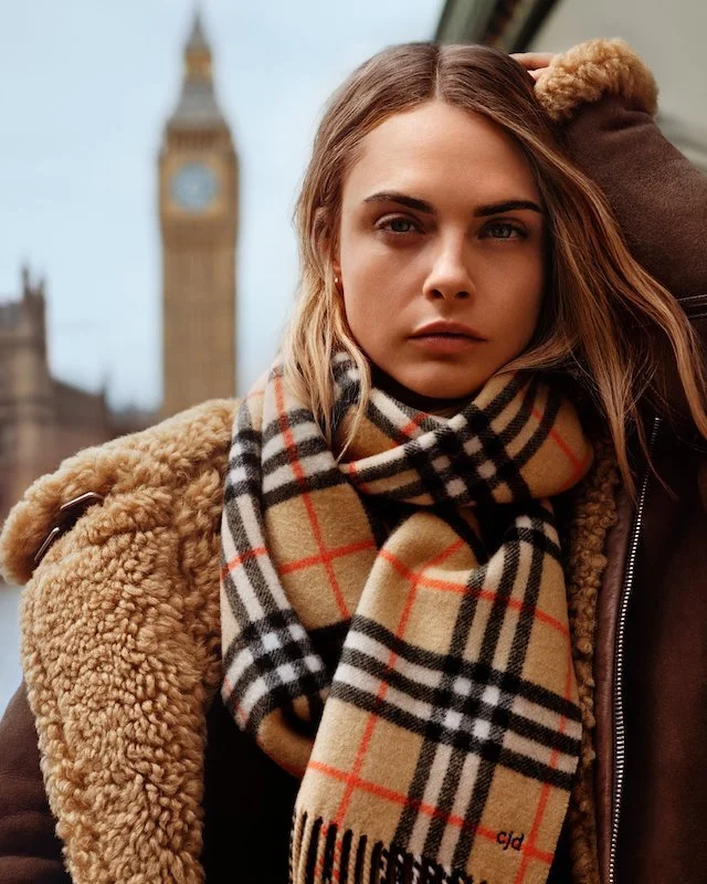 Burberry taps latest in web 3D and augmented reality technology for first virtual scarf try on experience