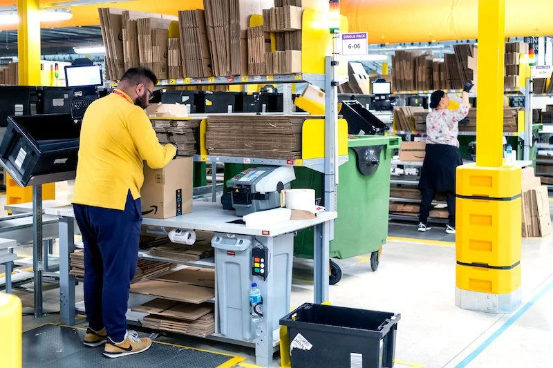 Many Amazon UK workers are forced to borrow money due to low pay, new GMB union report claims