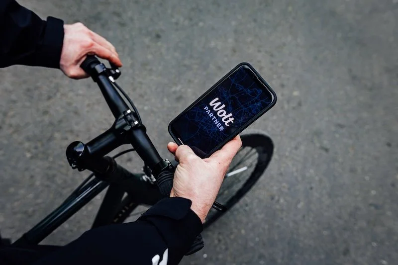 Focus on retail media, AI, and automation: last week’s biggest tech plays at a glance