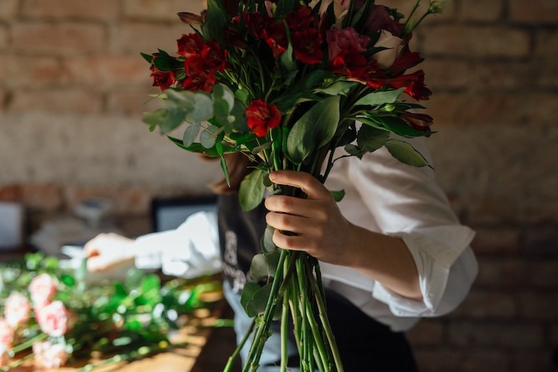Uber Direct and Inovretail team on rapid flower deliveries in London this Valentine's Day