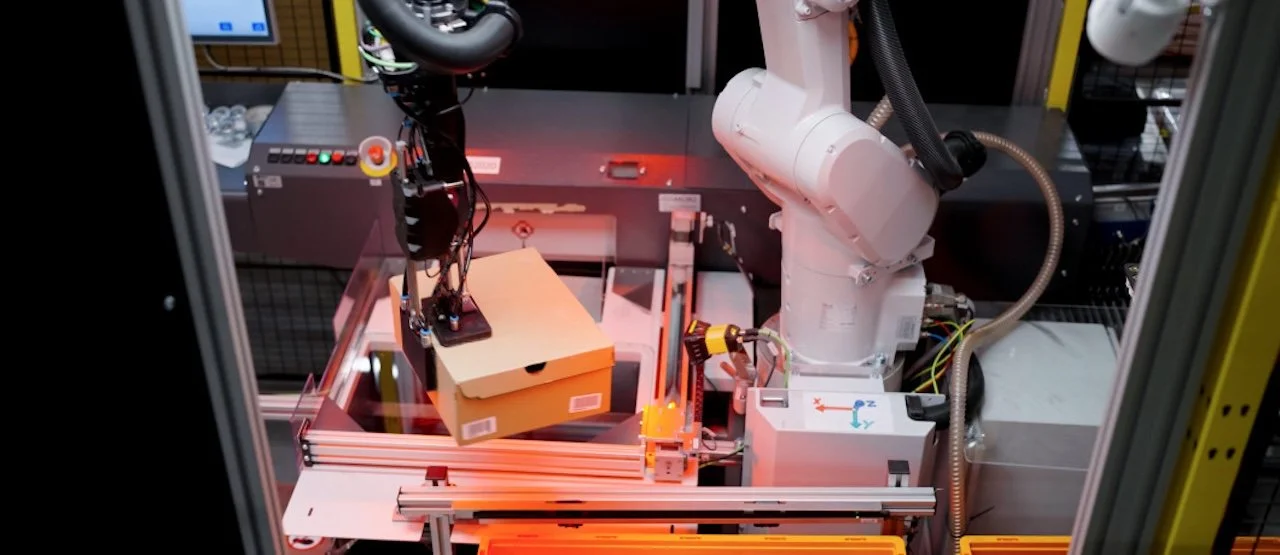 Zalando preps roll-out of 50 AI powered Nomagic robots across European fulfilment centres