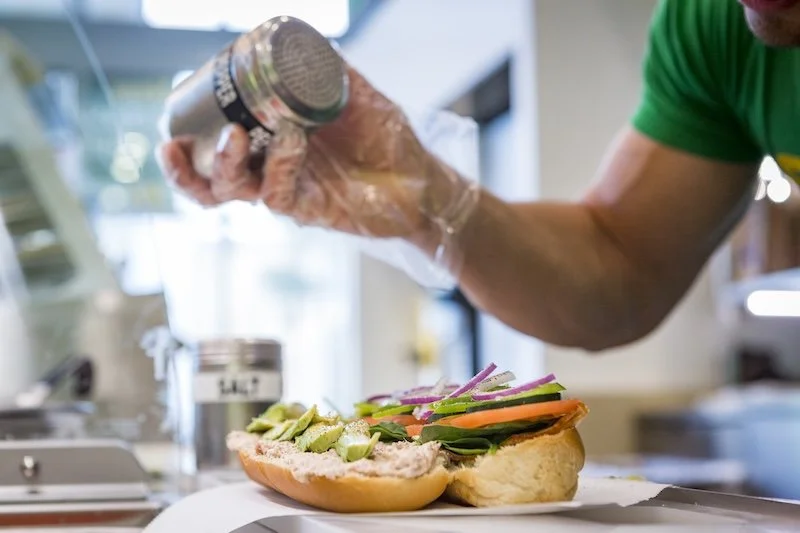 Walmart trades blows with DoorDash and Uber Eats: RTIH presents last week’s biggest retail technology plays