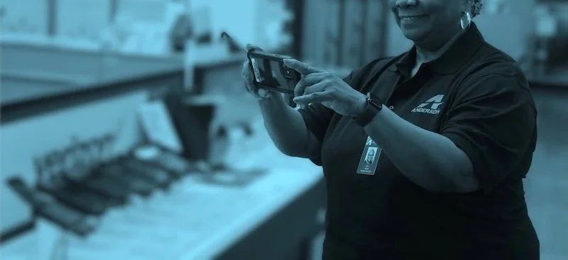 Seekr announces partnership with Anderson Merchandisers to put vision language AI into associates' hands