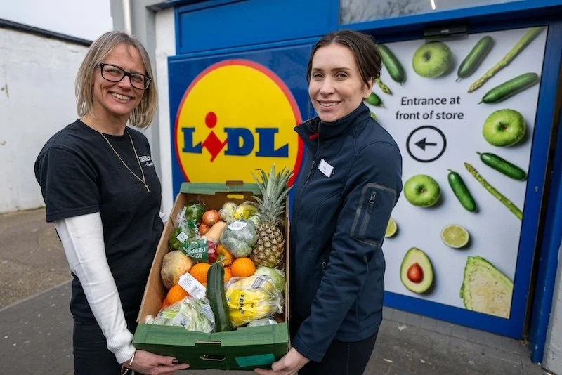 Lidl GB and Neighbourly announce expansion of surplus food partnership with Olio to 200 stores