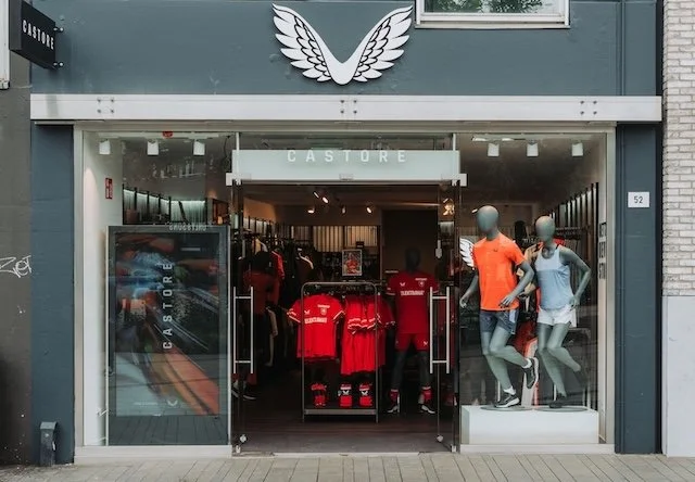 Sportswear brand Castore shakes hands on AI product content partnership with Ocula Technologies