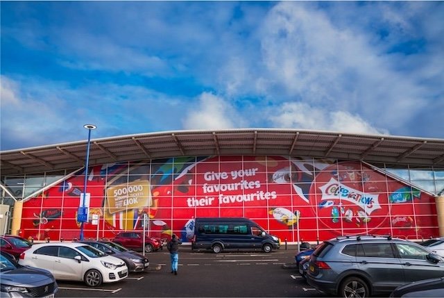 Digital signage takeover as Mars launches Christmas themed Celebrations Golden Ticket campaign at Tesco