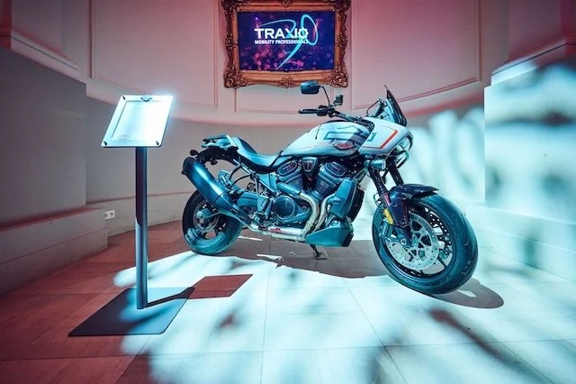 Traxlo brings gig worker platform to UK to help grocery retailers with workforce management