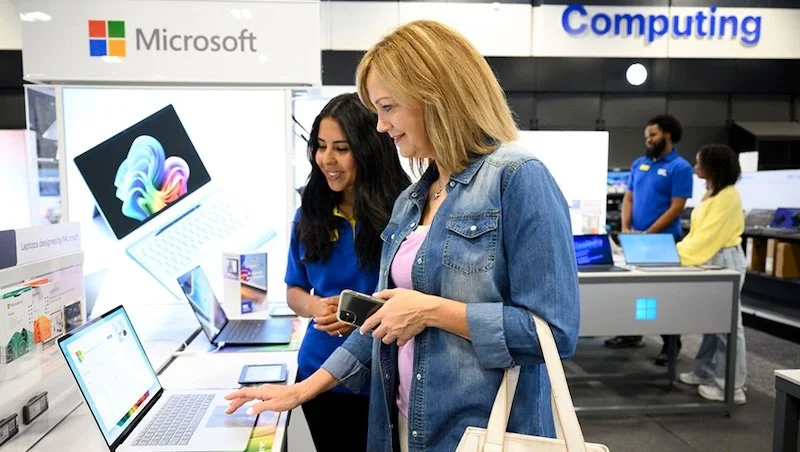 Best Buy Canada thinks big as it enlists Perion to power its retail DOOH media network