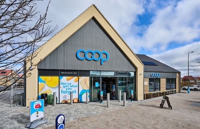 OurCoop connects with LoweConex as UK retailer looks to unify refrigeration and HVAC telemetry