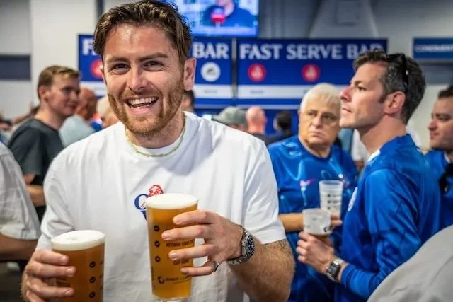 Visitors to Chelsea Football Club's Stamford Bridge stadium are now be able to use Boxbar Tech self-service bars.