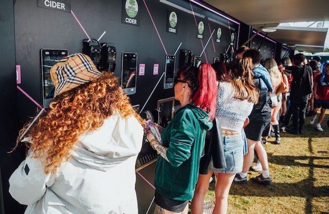 Boxbar Tech lays claim to record breaking self-serve bar deployment at Catfish and The Bottlemen concert