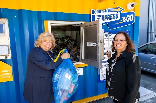 Return-It Express & GO recycling station goes live at King George Boulevard Superstore in British Columbia