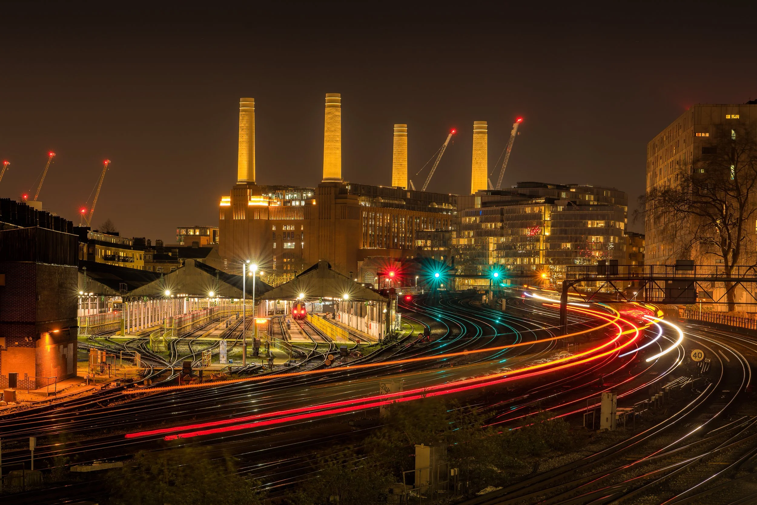 Twilight at Battersea Power Station 