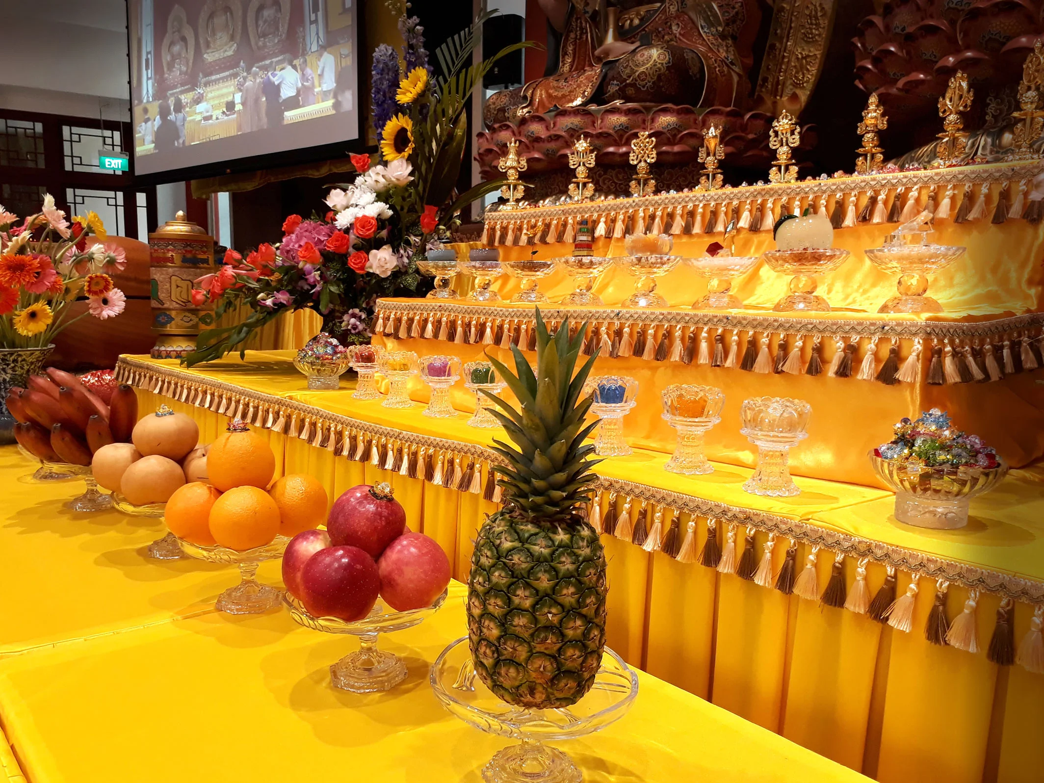 吉祥宝聚寺礼敬诸佛好日子！