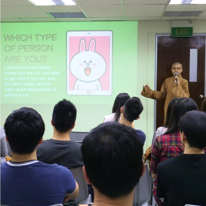 Slide03.jpg