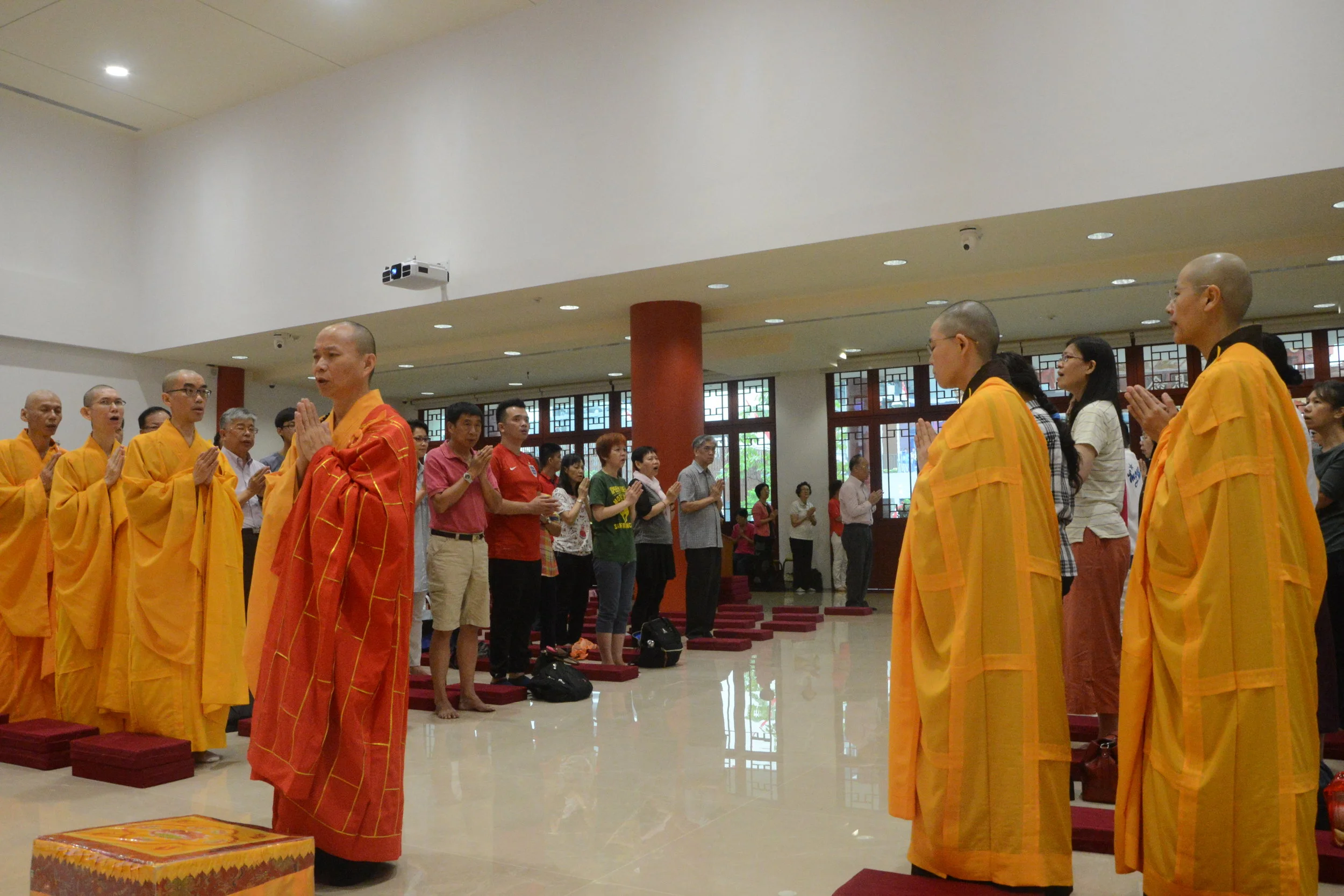 吉祥宝聚寺同庆国家生日  国运昌隆