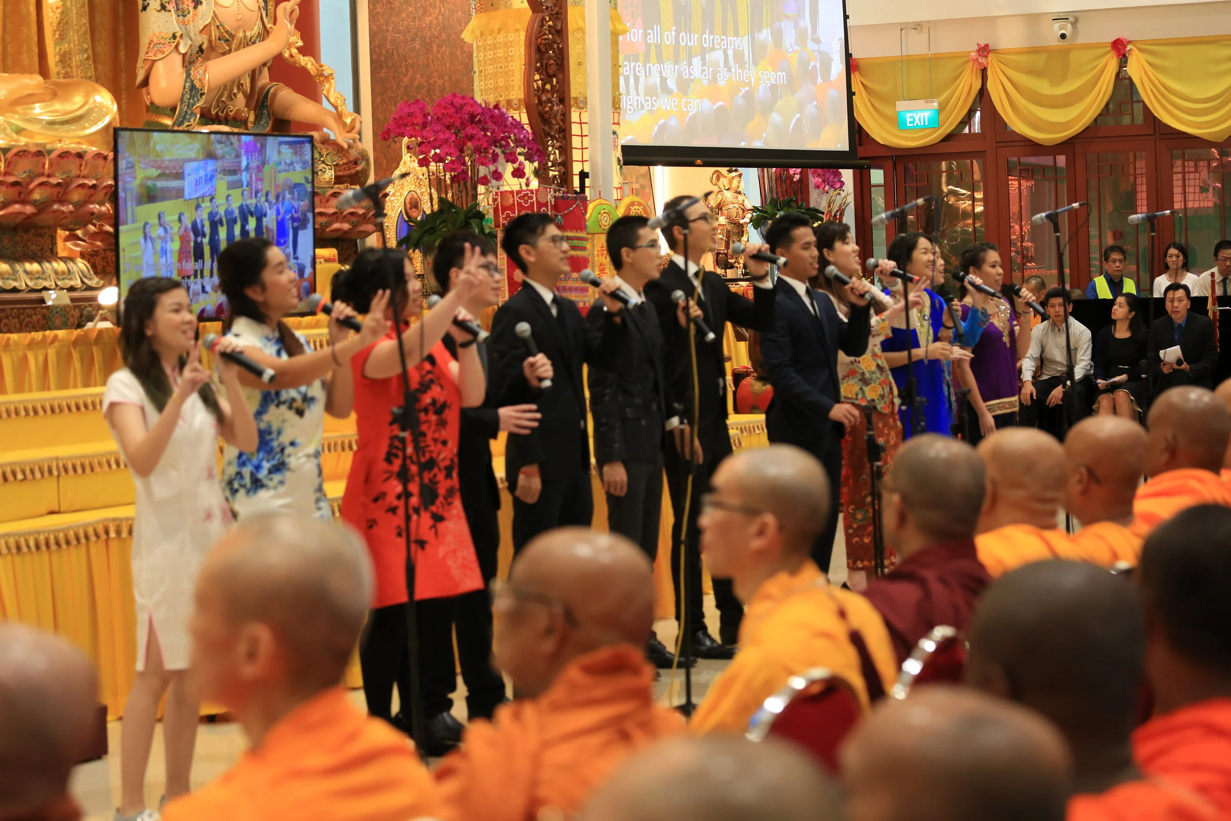 吉祥宝聚寺“乐者”  美乐音传正能量