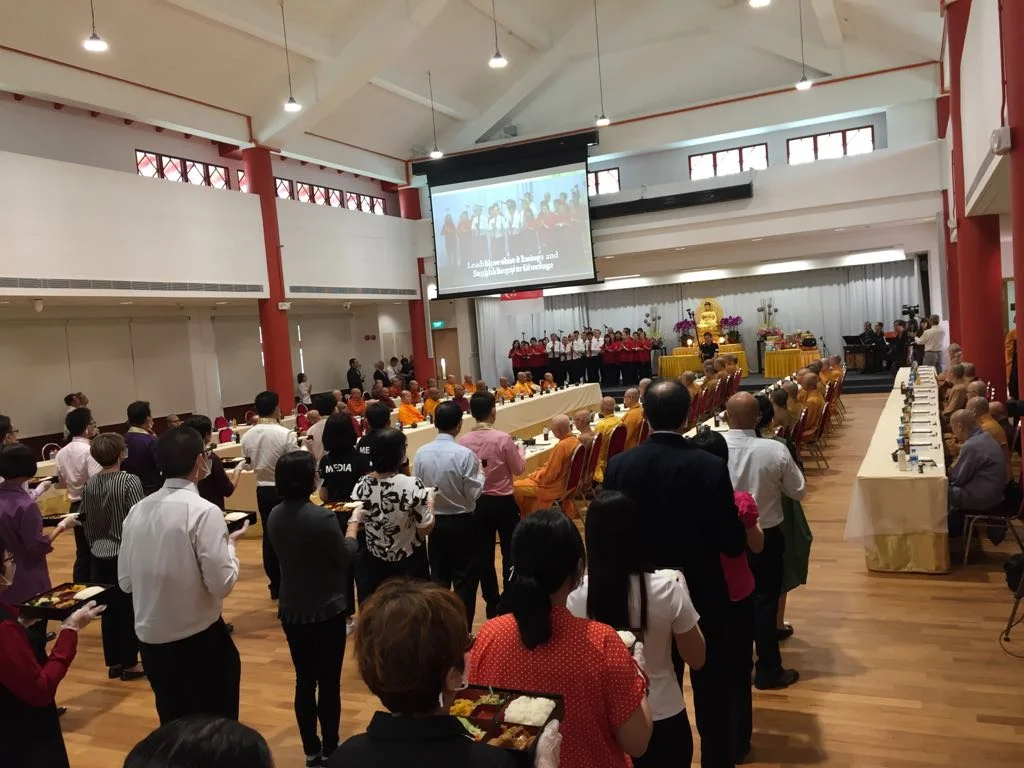 吉祥宝聚寺安排受邀僧众就座      殊胜斋僧仪式即将开始