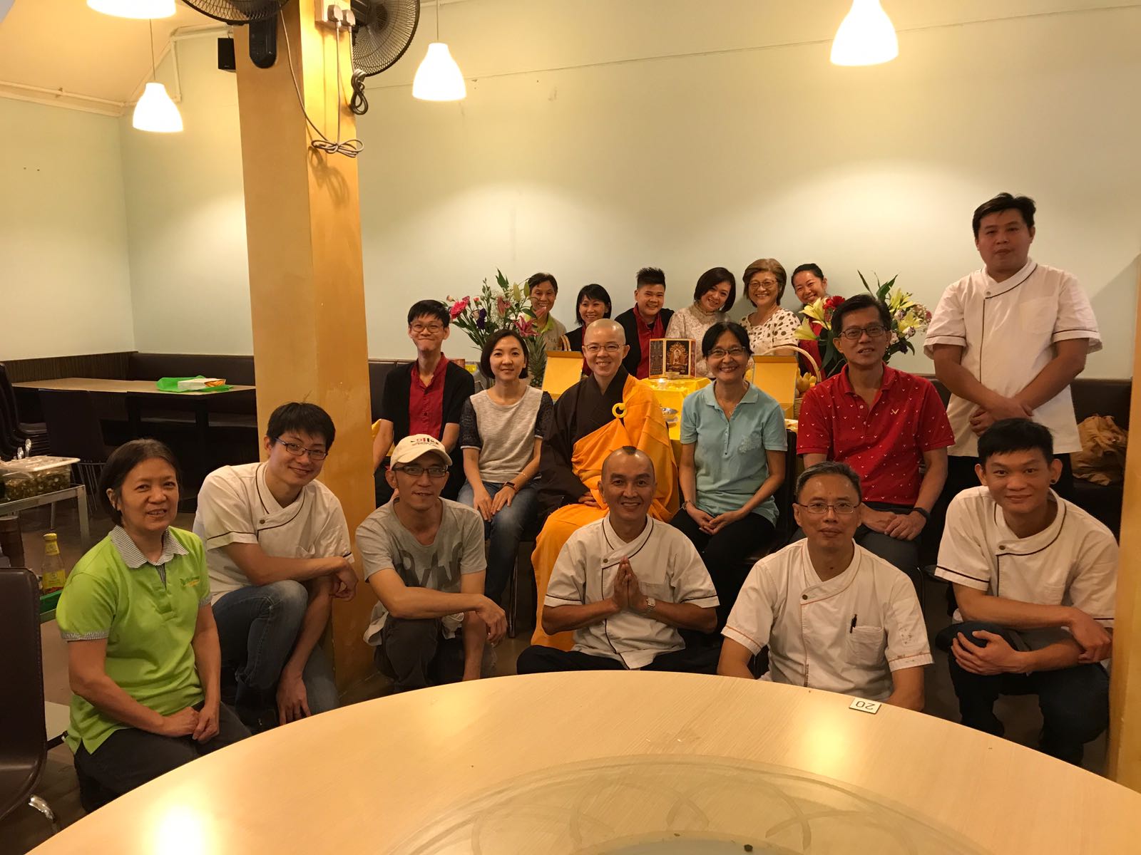 6a4d9a8e-48b6-48b2-8a82-12c649bfc829.jpg