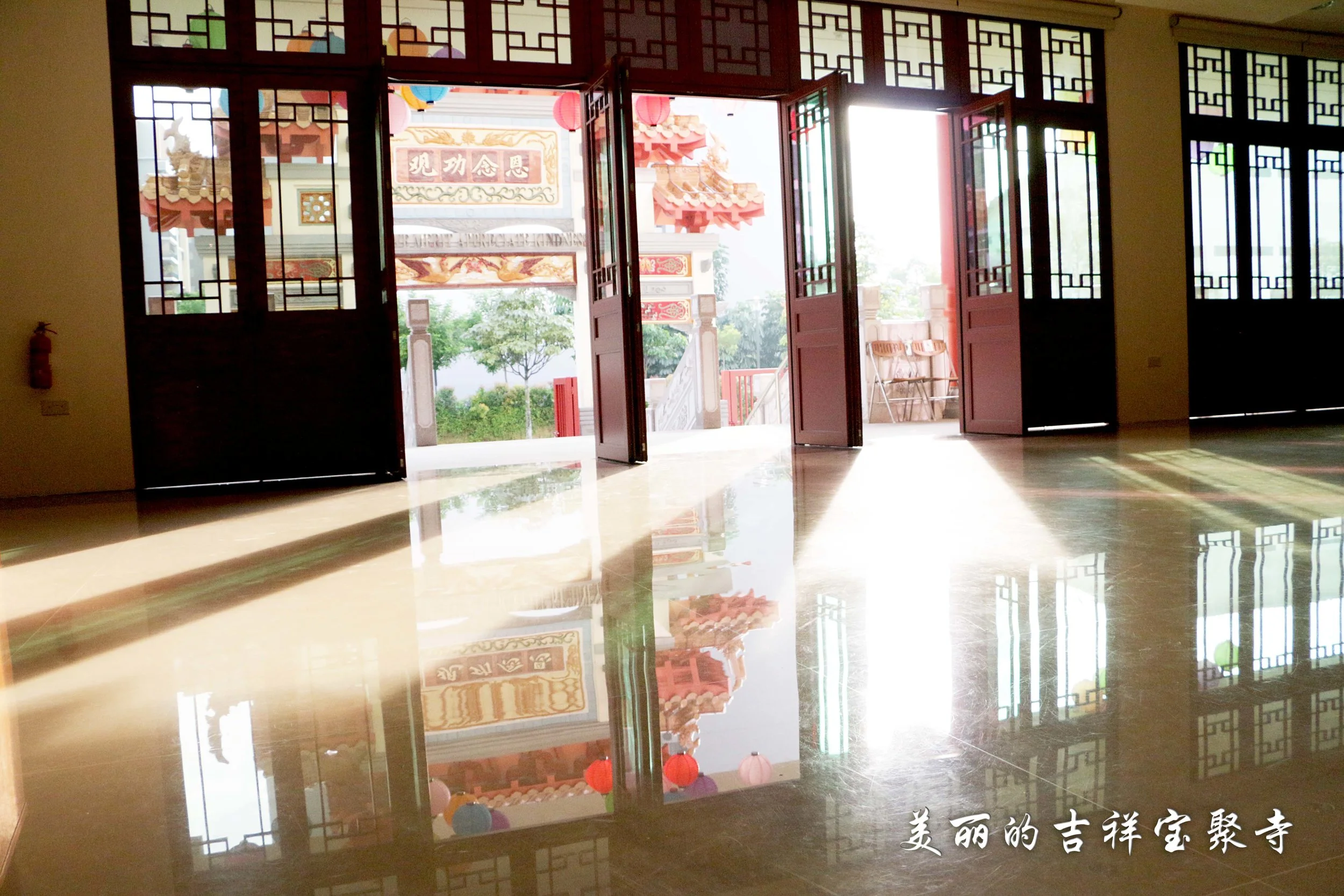 美丽的寺院.jpg