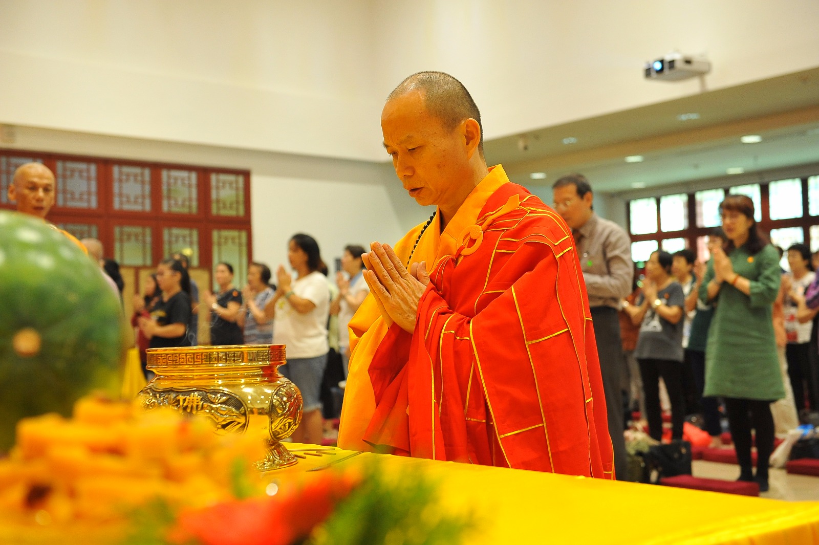 净远法师主持皈依法会仪轨