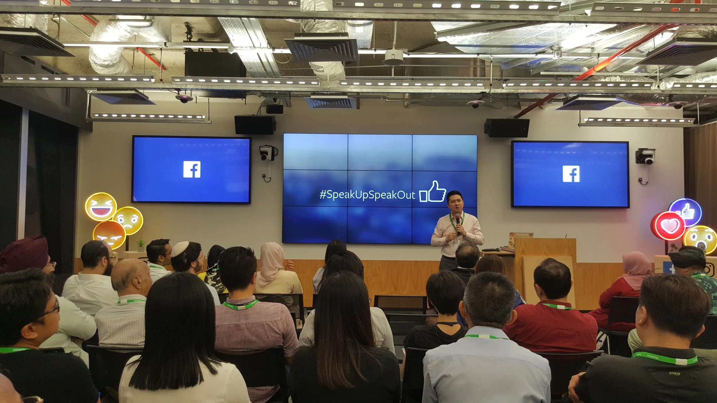 Nee Soon GRC MP Henry Kwek giving his opening speech at the workshop.